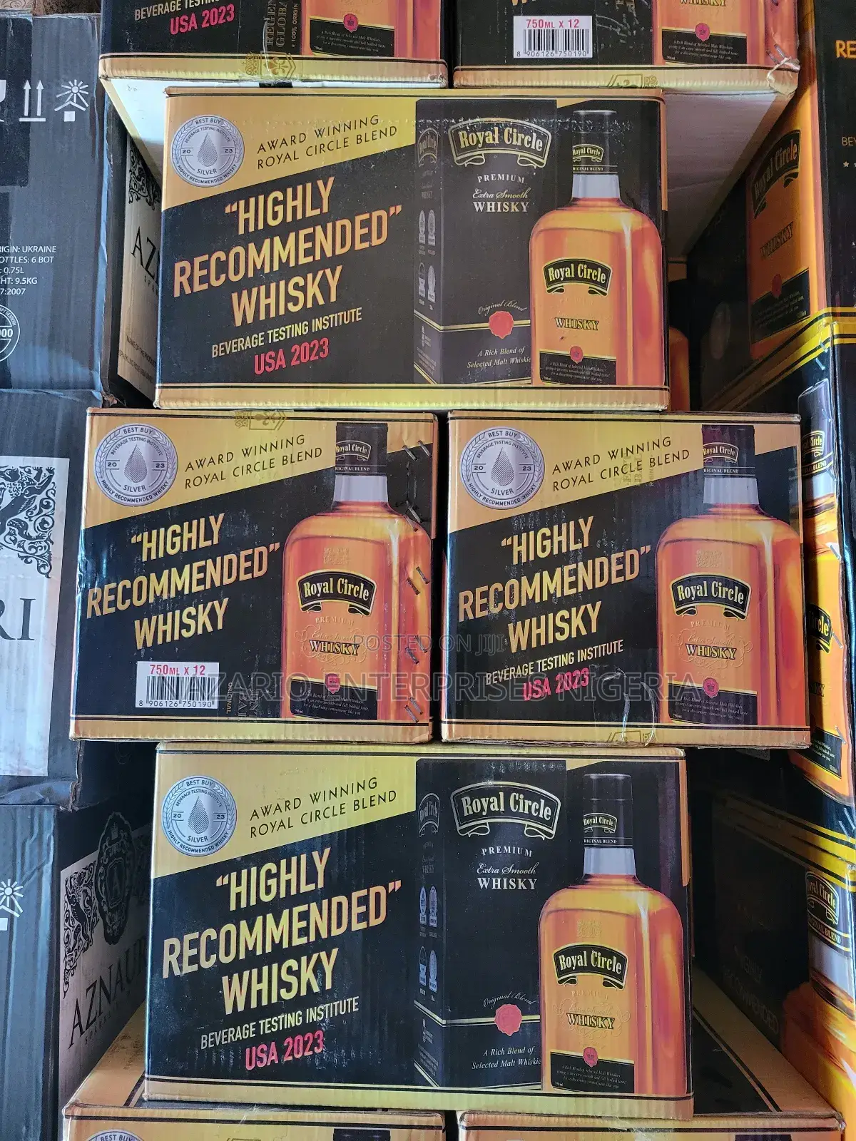 Royal Circle Whisky by 12 Bottles