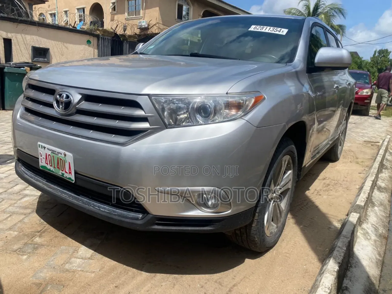 Toyota Highlander Limited 3.5l 4WD 2013 Silver