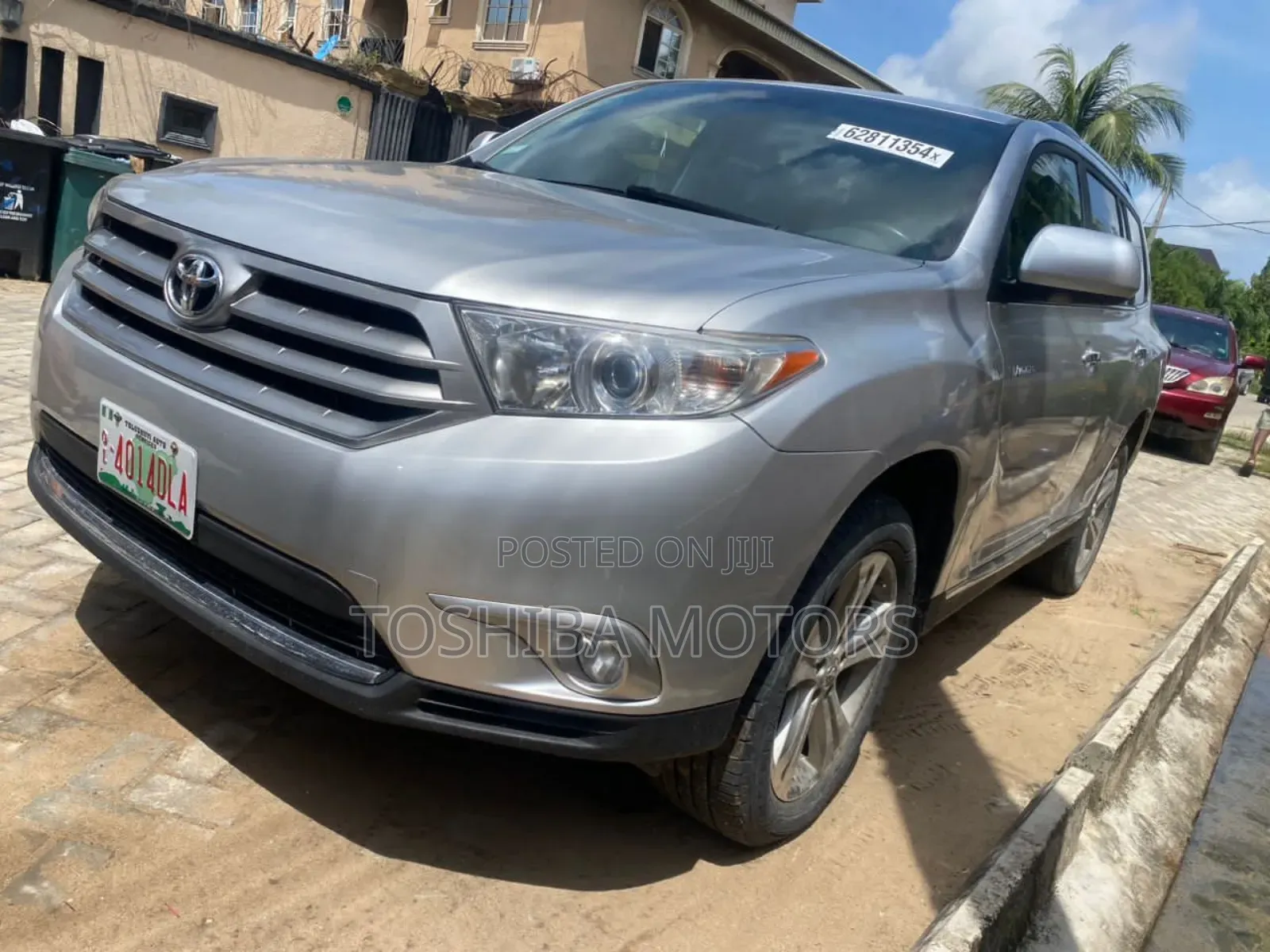 Toyota Highlander Limited 3.5l 4WD 2013 Silver