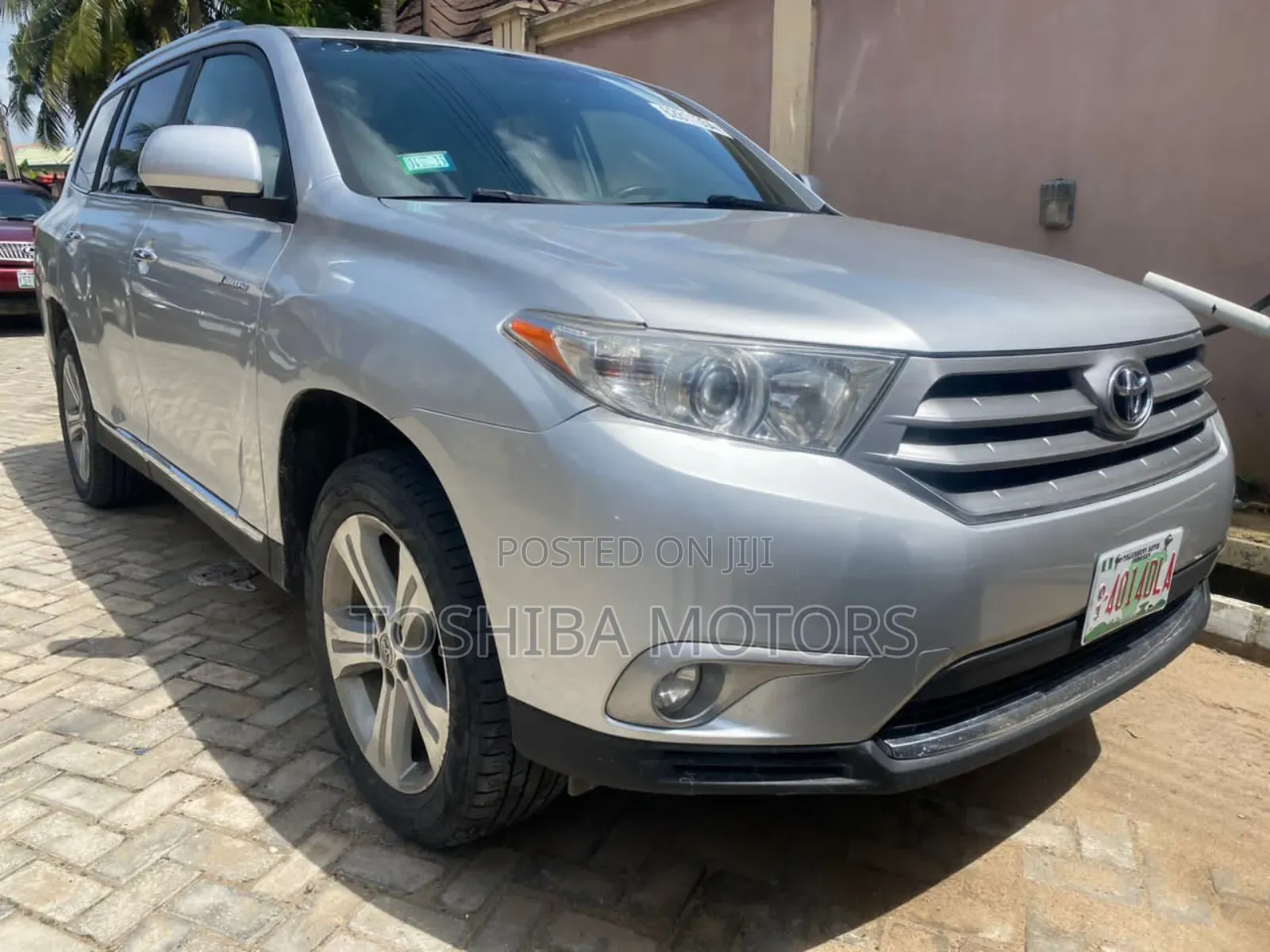 Toyota Highlander Limited 3.5l 4WD 2013 Silver