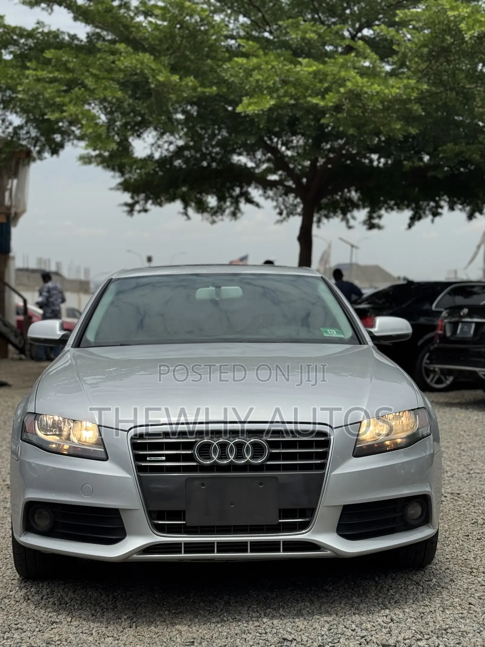 Audi A4 2.0T Premium Quattro 2011 Silver