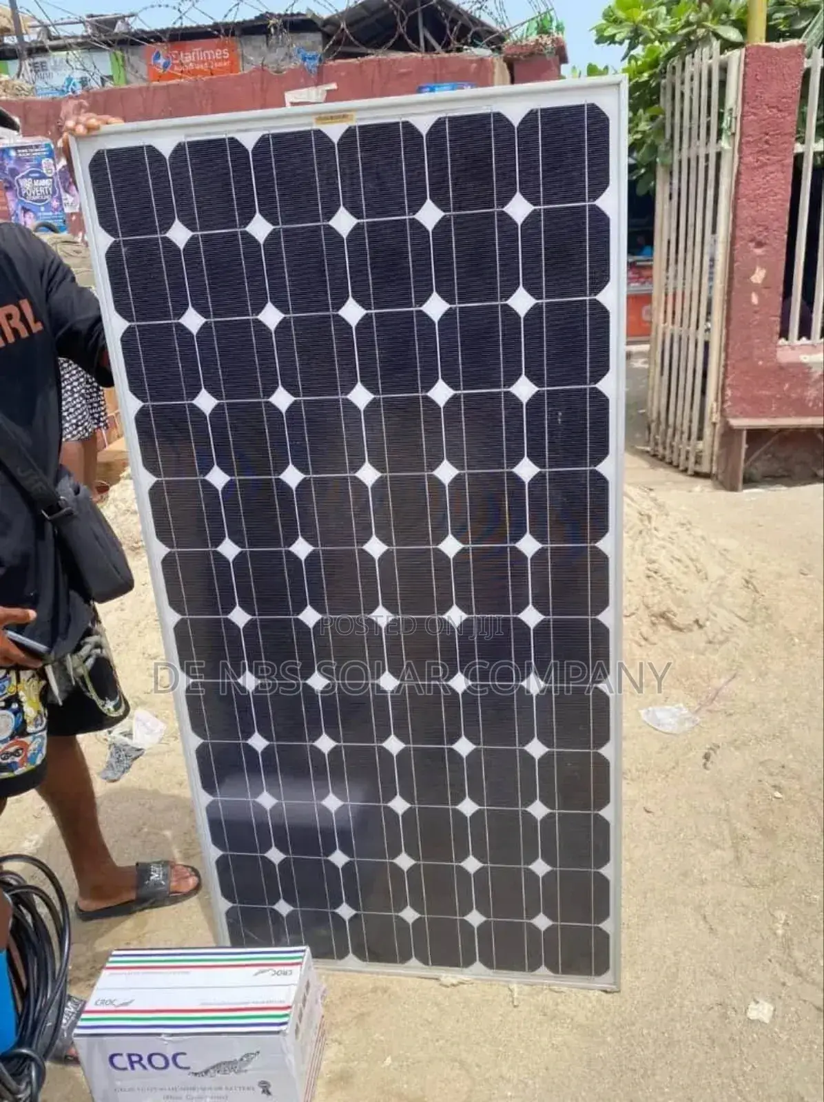 300w Canadian Fairly Used Solar Mono Panel Available