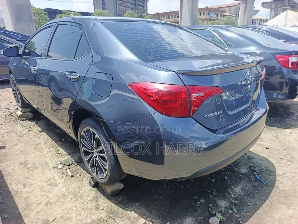 Toyota Corolla LE Eco Plus 4dr Sedan (1.8L 4cyl CVT) 2015 Black