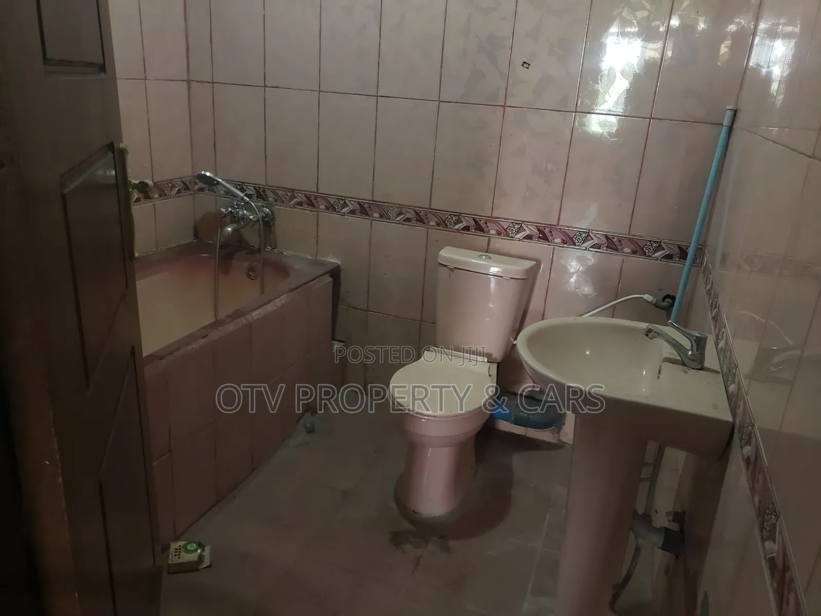 Furnished 5bdrm Duplex in Lekki Phase 1 for rent