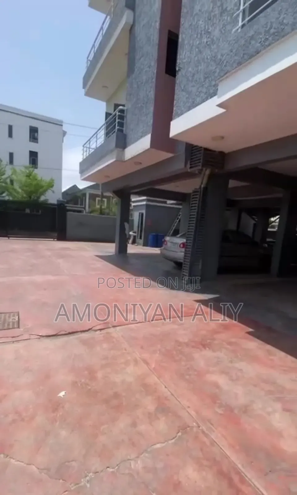 3bdrm Apartment in Oral Estate Lekki for sale