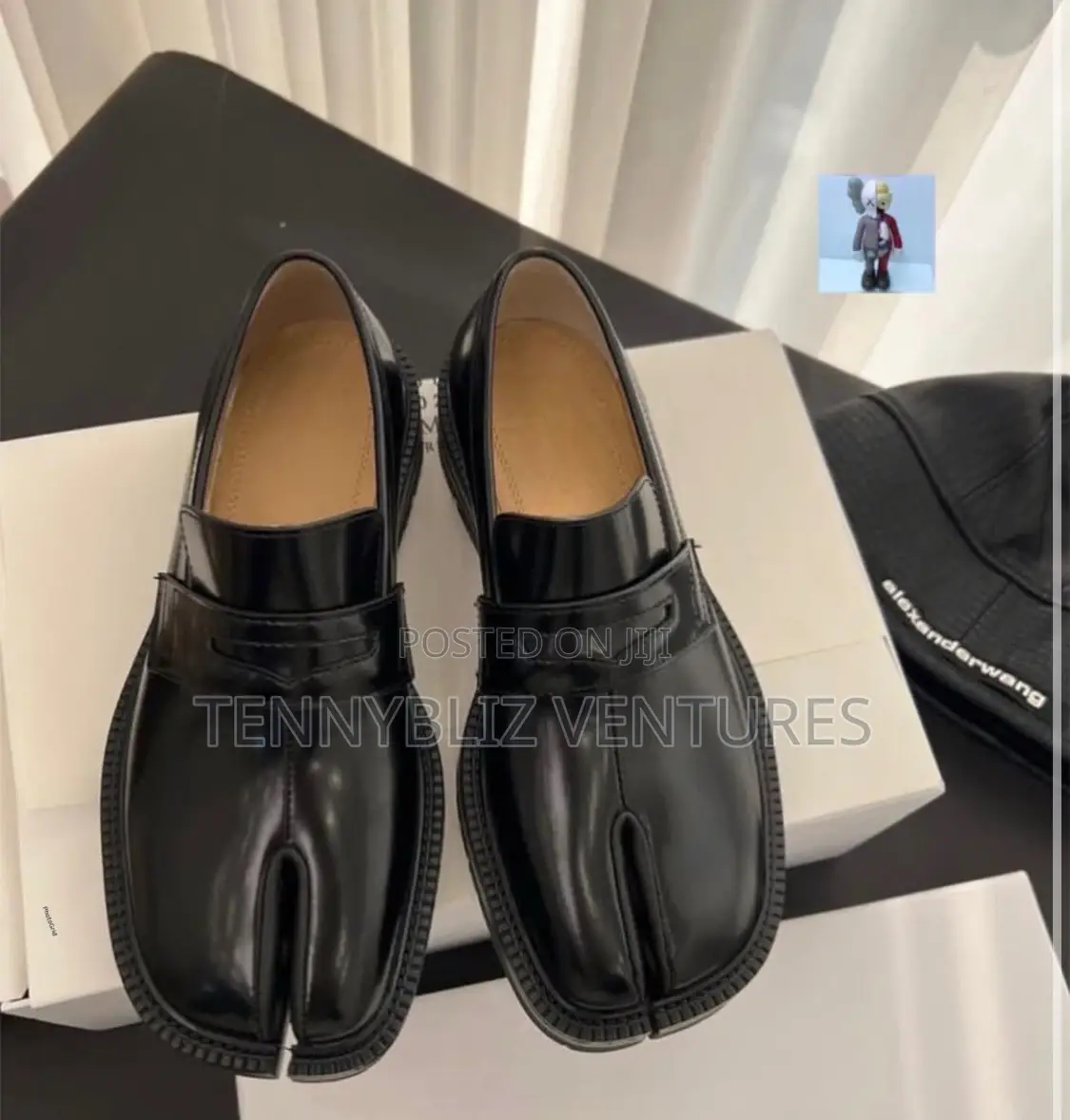 Maison Margiela Latest Luxury Split Toe Italian Shoes