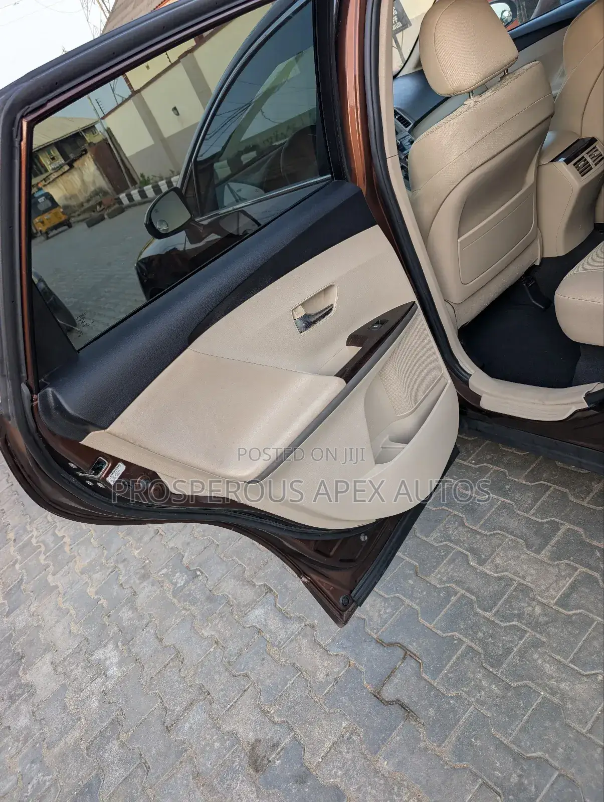 Toyota Venza V6 AWD 2010 Brown