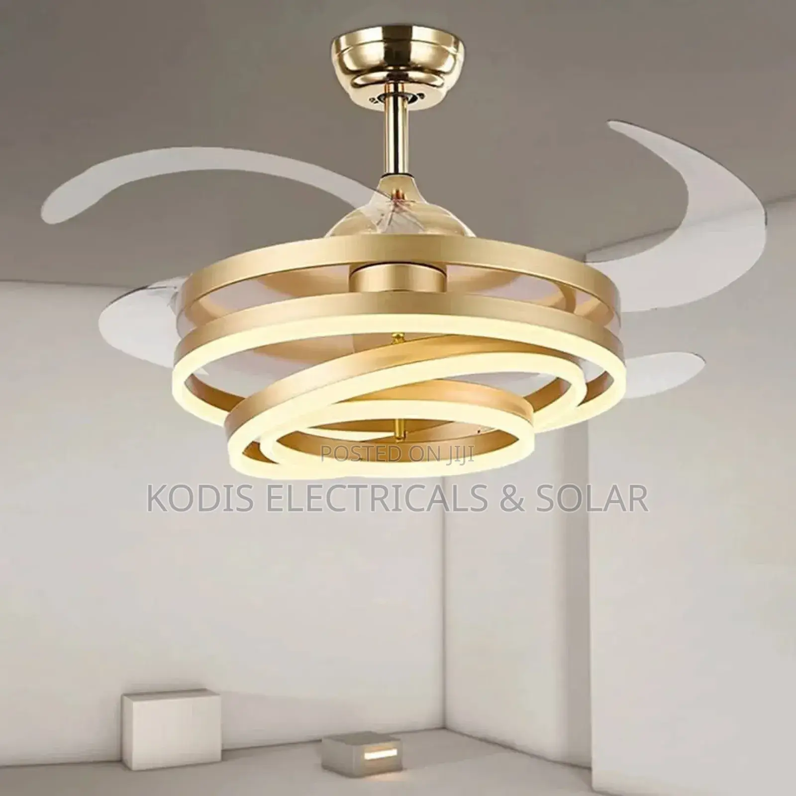 Chandelier Fan. With Bluetooth Speaker and Remote Control.