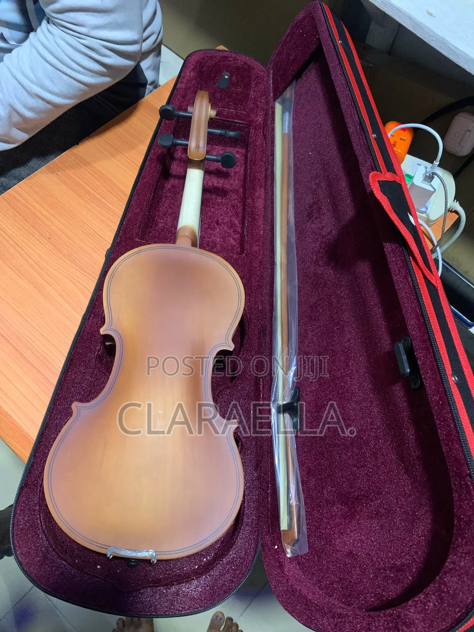 Quality Wooden Violin Available in 4/4,/3/4,/2/4/1/2,