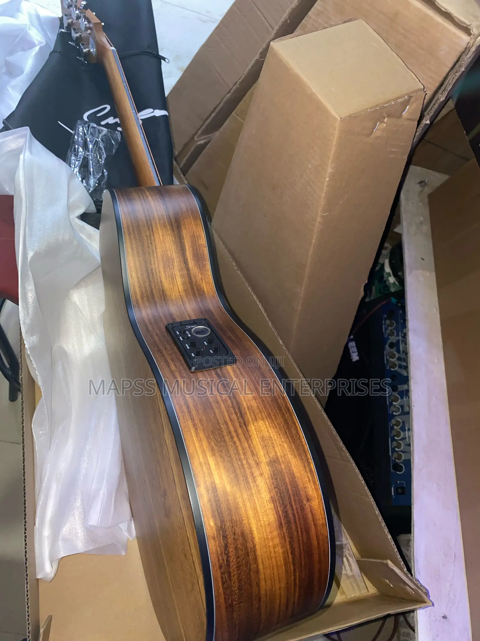 Smiger Lg 09 Eq 40" Engraved Sound Hole Electro Acoustic