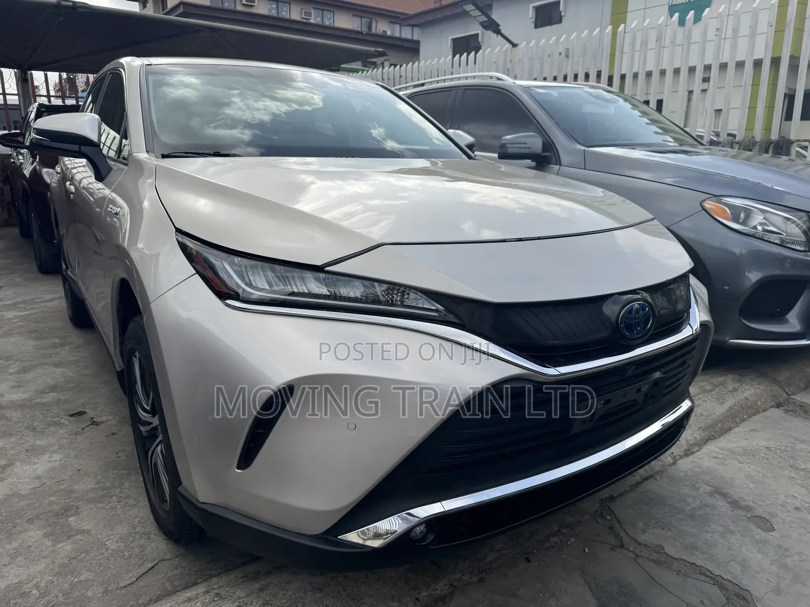 Toyota Venza 2020 Gold