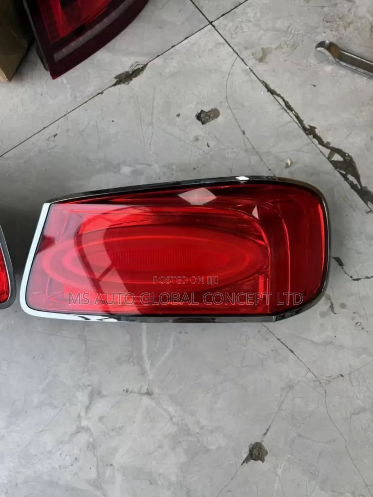 Bentley Flying Spur 2016 Back Lights