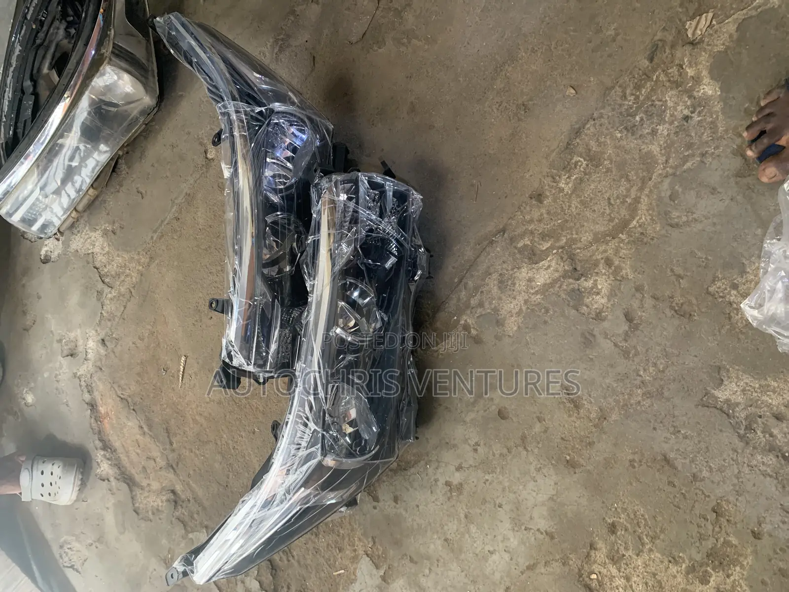 Headlamp Toyota Corolla 2014( South )