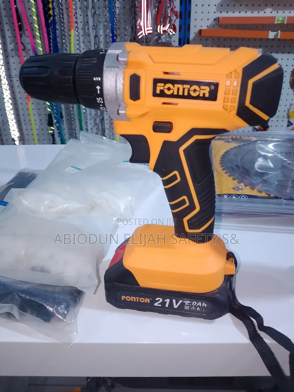 Cordless Battery Charging Drilling and Screwing Machine