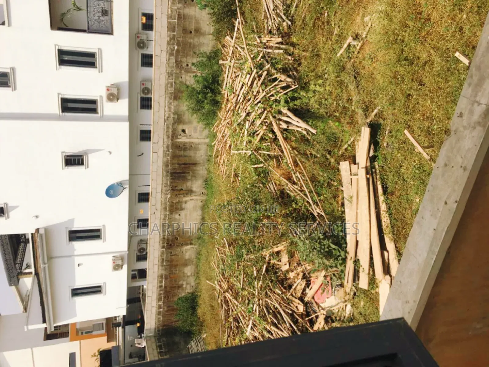 Land Size:* 491.2sqm at Gra Ikeja