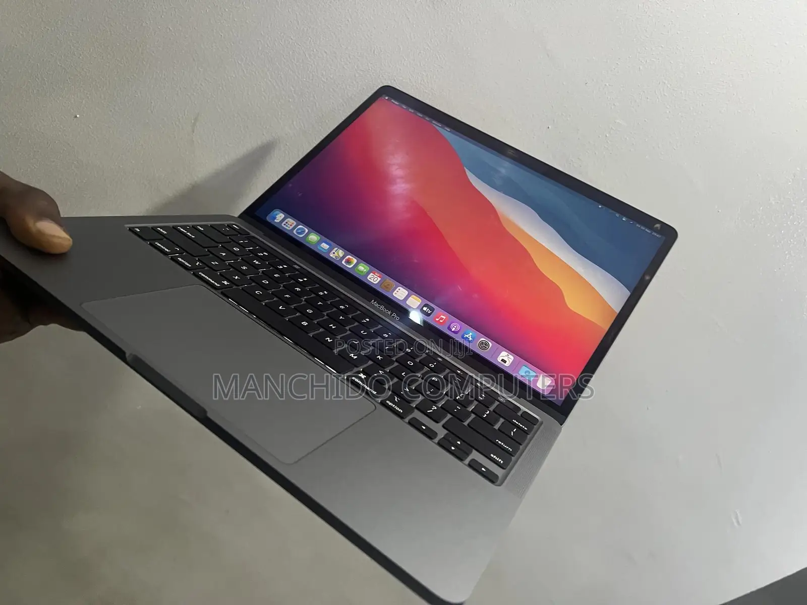 Laptop Apple MacBook Pro 2020 16GB Intel Core I5 SSD 512GB