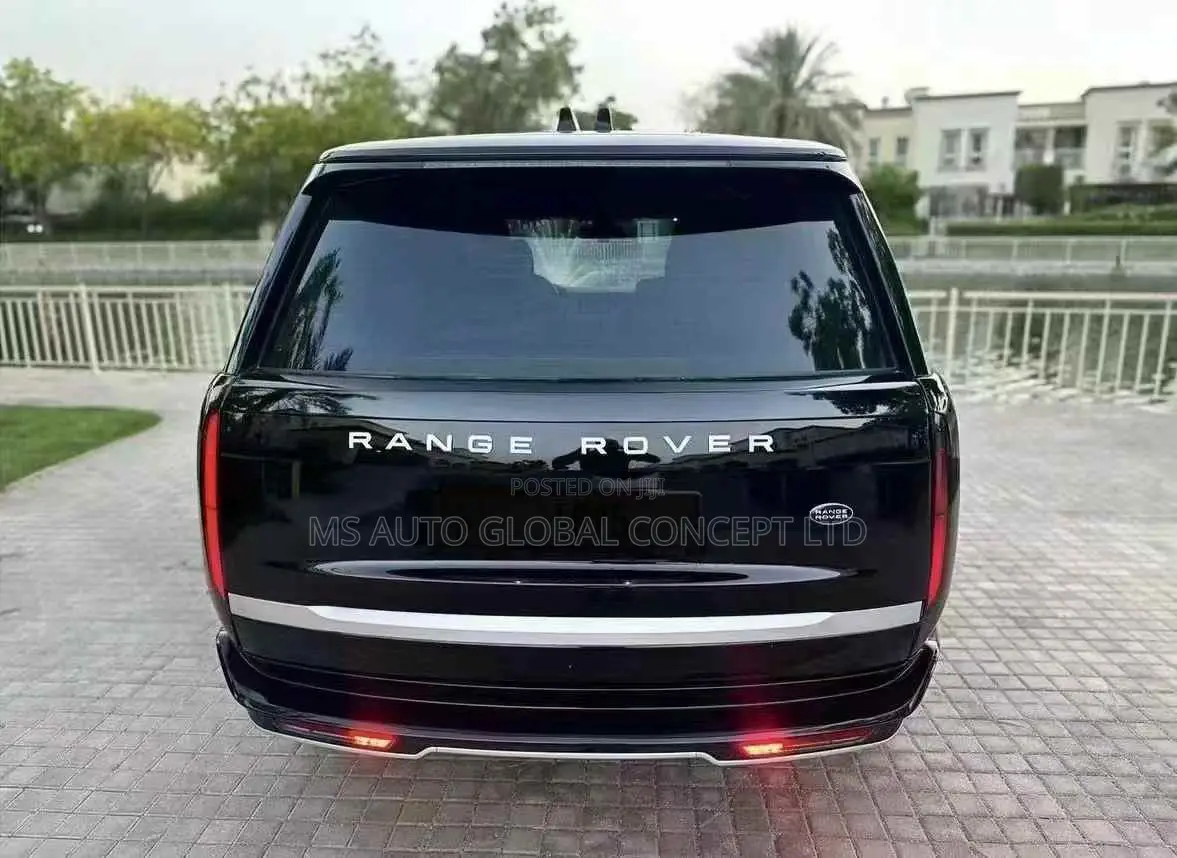 Range Rover Vogue 2024 Back Bumper Light