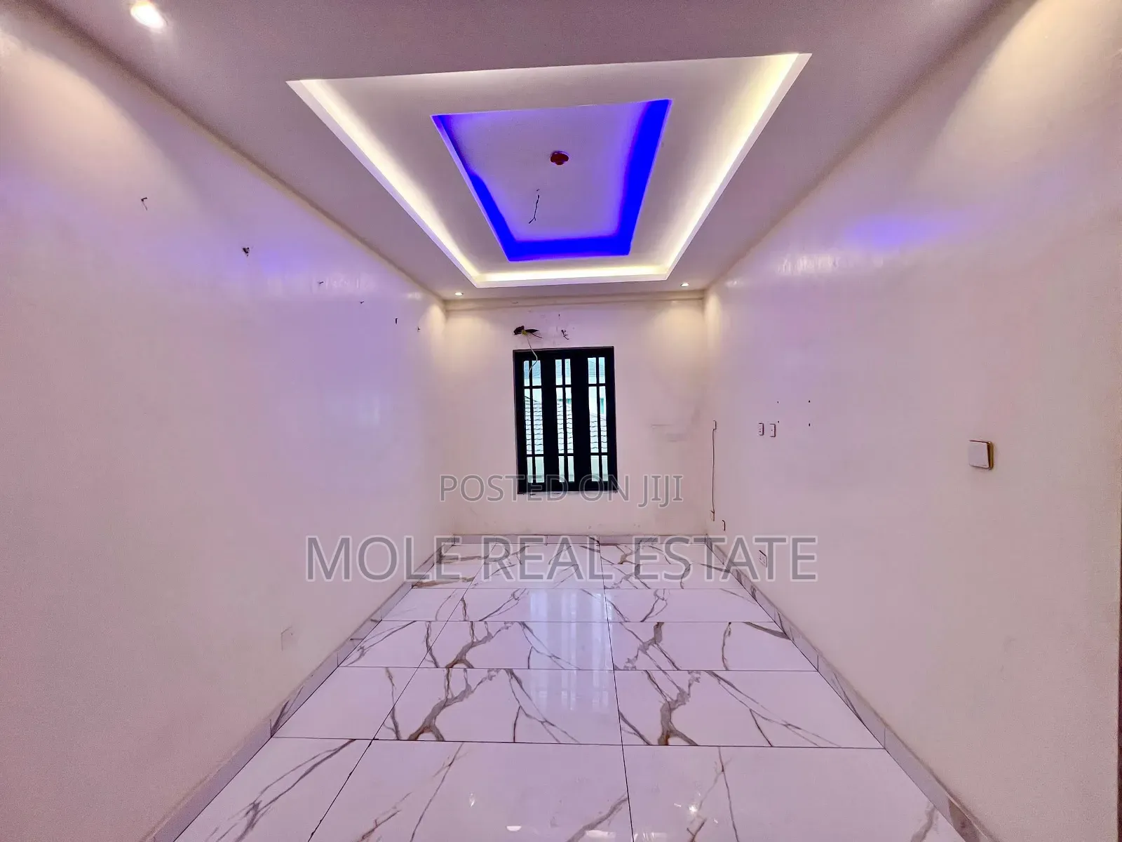 Furnished 5bdrm Duplex in Akora Estate Adeniyi for sale