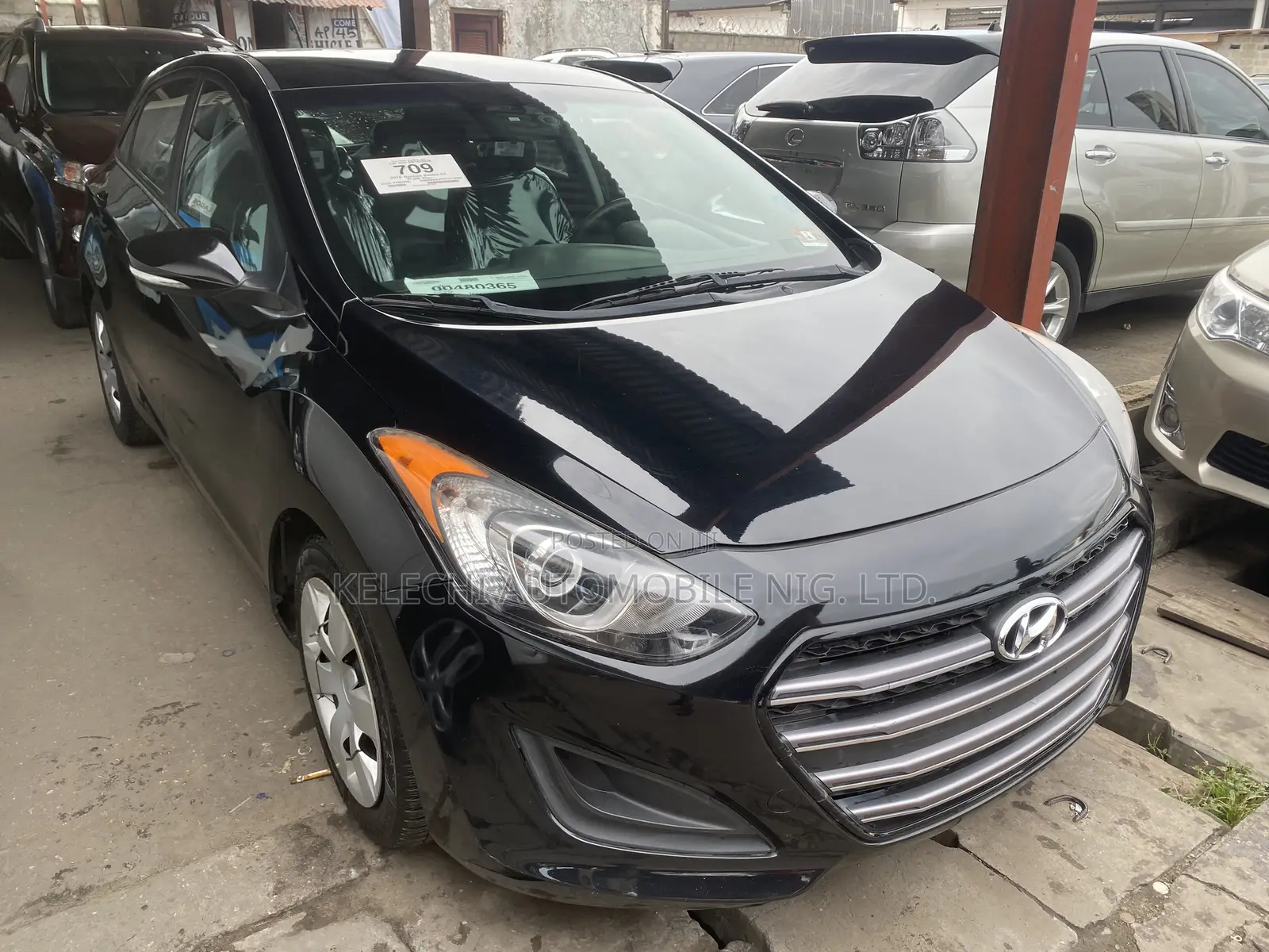 Hyundai Elantra Value Edition Sedan FWD (2.0L 4cyl 6A) 2017 Black