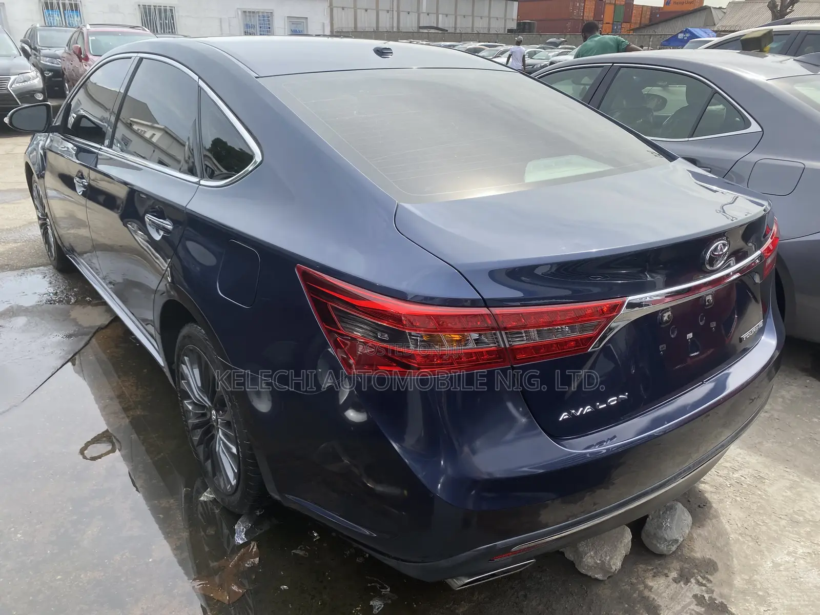 Toyota Avalon Touring FWD Sedan (3.6L 6cyl 6A) 2016 Blue