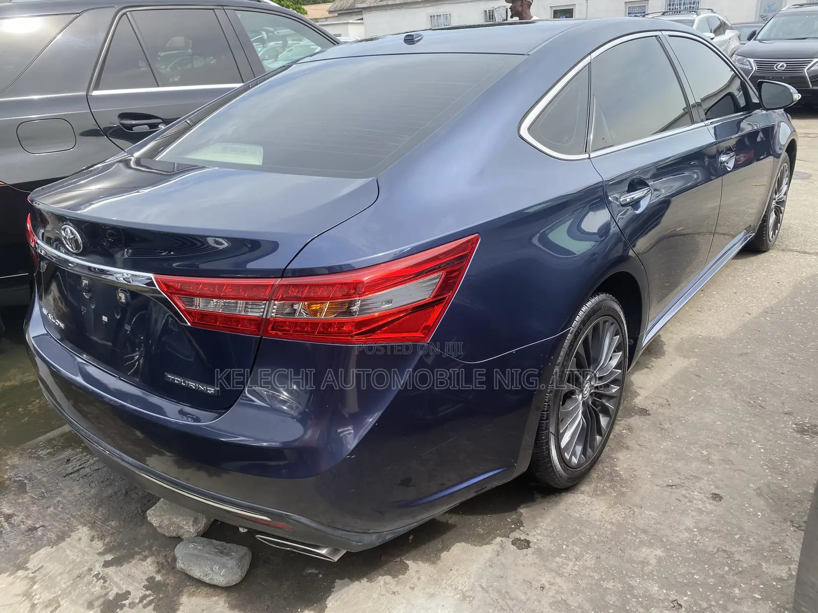 Toyota Avalon Touring FWD Sedan (3.6L 6cyl 6A) 2016 Blue