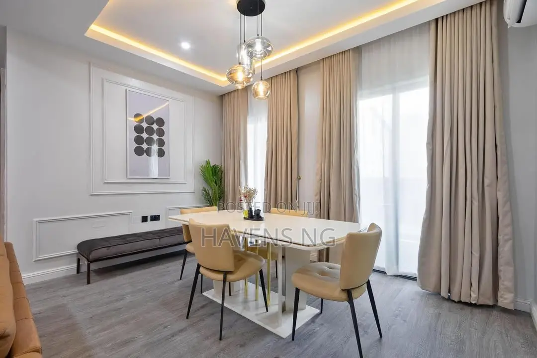 Luxury 2-Bedroom Apartment With Swimming Pool