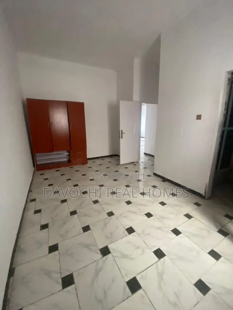 2bdrm Apartment in Osapa London for rent