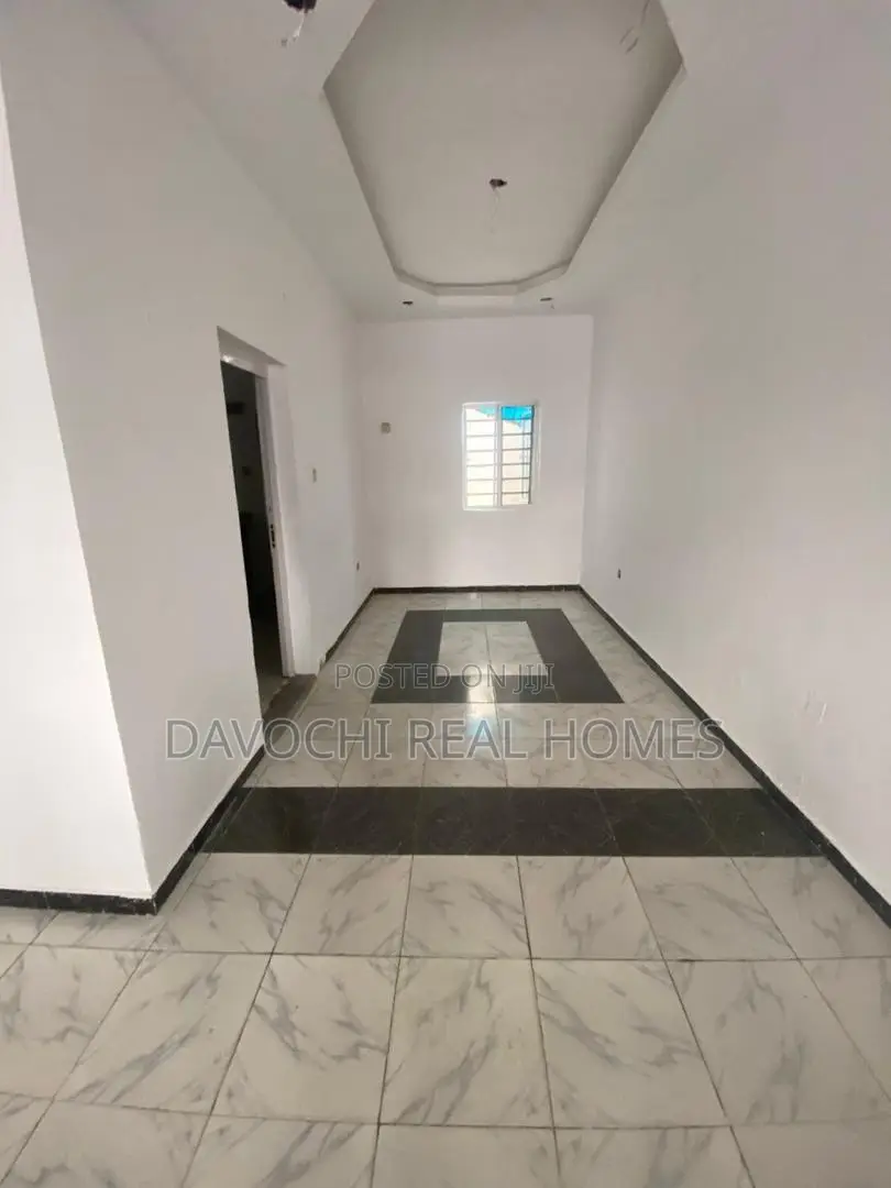 2bdrm Apartment in Osapa London for rent