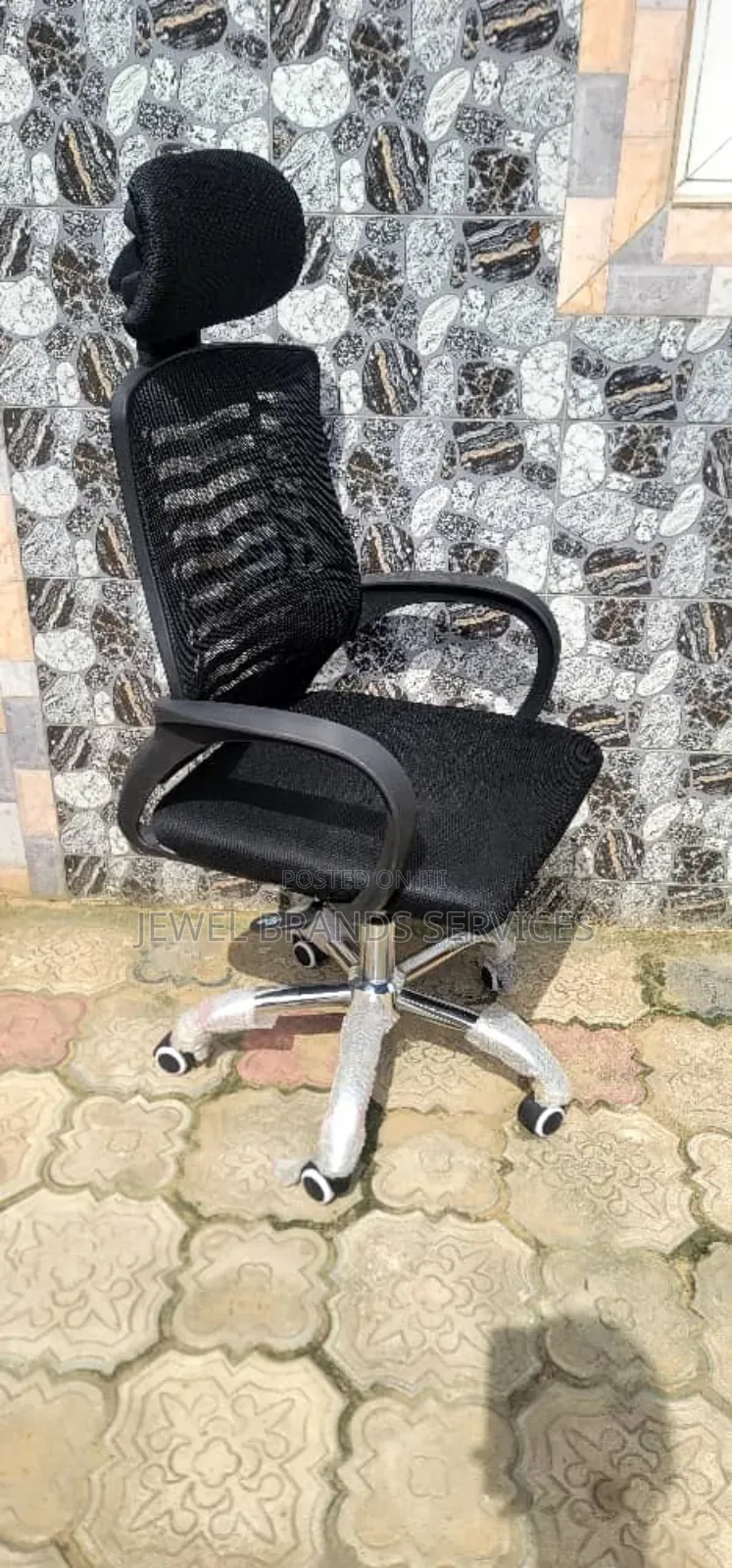 High Quality Office Chair With Headrest.