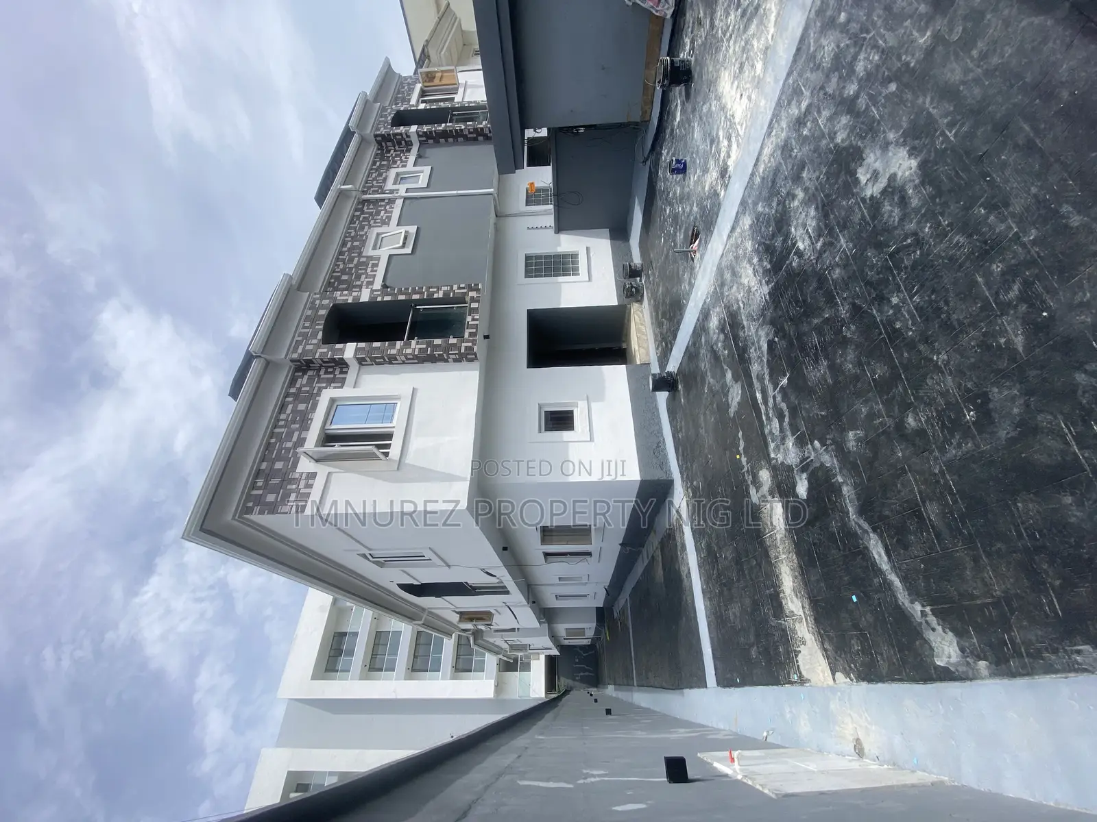 4bdrm Duplex in Ikate, Lekki for rent