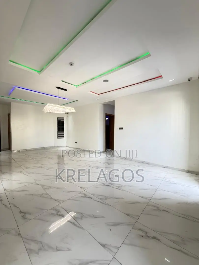 3bdrm Apartment in Ikate for sale
