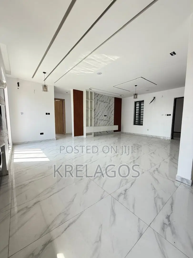 2bdrm Apartment in Ikate for sale
