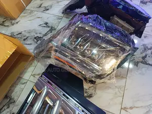 Cadillac Escalade 2016 Headlights