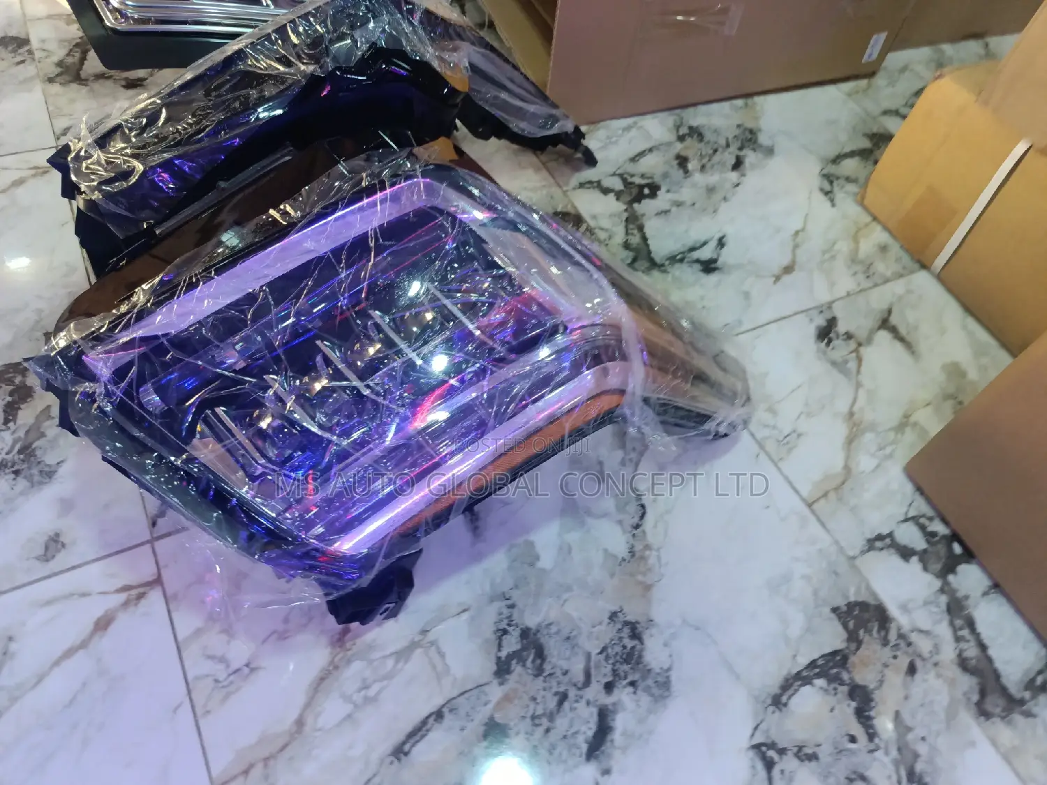 Cadillac Escalade 2016 Headlights
