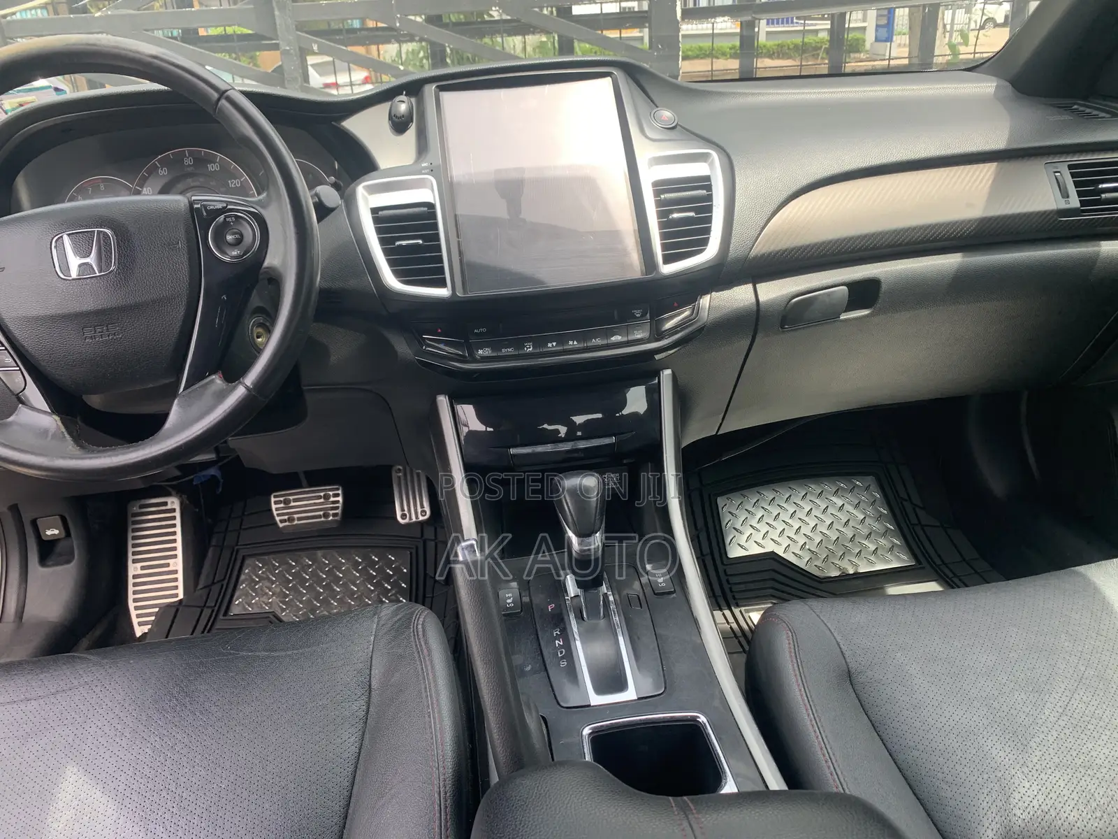 Honda Accord Sport SE 4dr Sedan FWD (2.4L 4cyl 2A) 2017 White