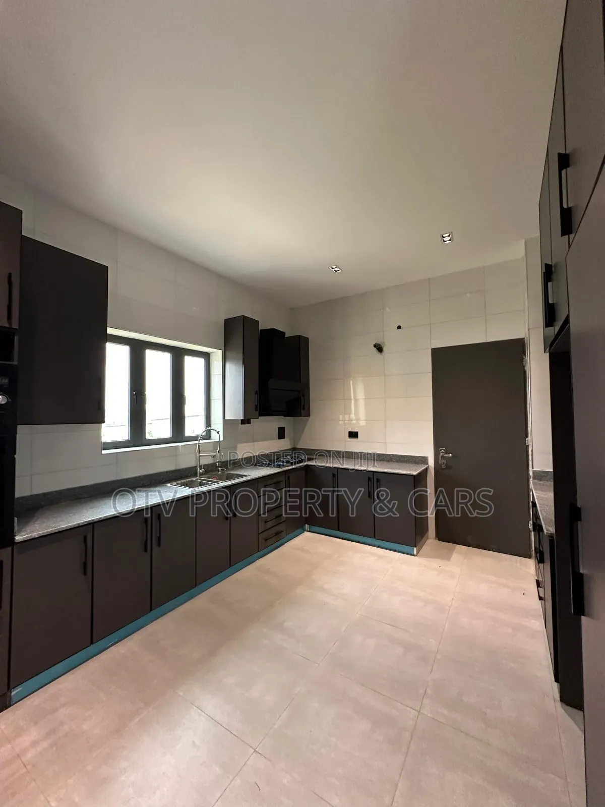 Furnished 4bdrm Duplex in Bwari for sale
