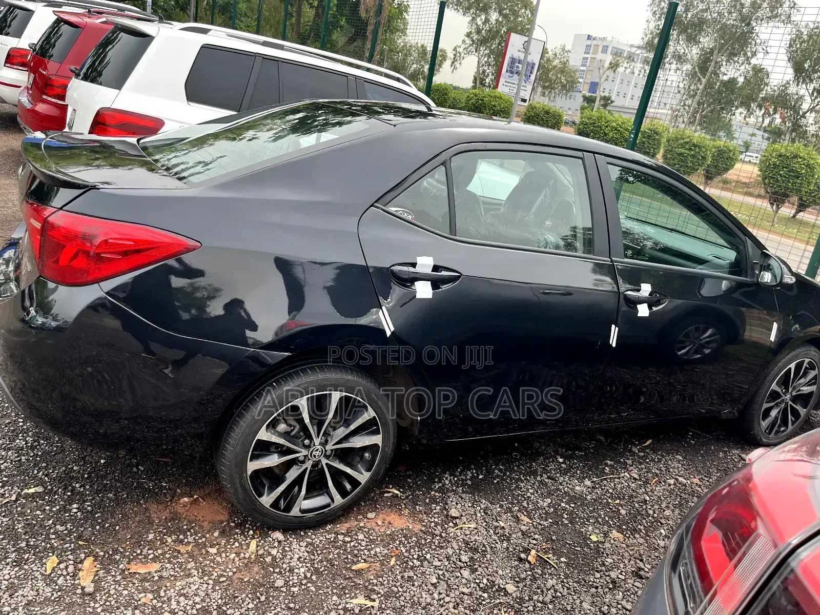 Toyota Corolla SE (1.8L 4cyl 2A) 2018 Black