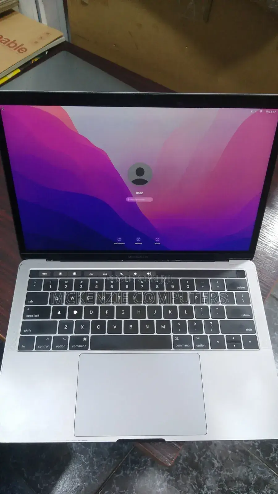 Laptop Apple MacBook Pro 2017 16GB Intel Core I7 SSD 256GB
