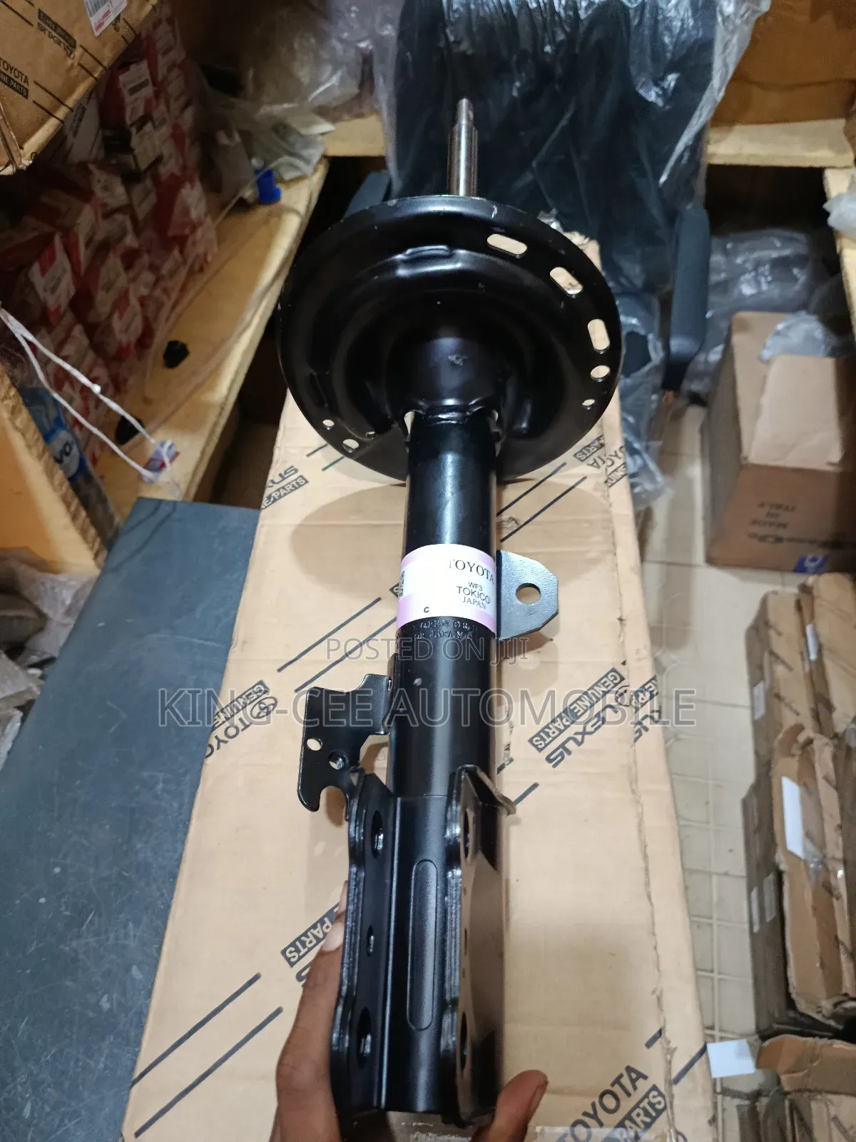 Front Shock Absorber Toyota Venza and Highlander 2008-2012