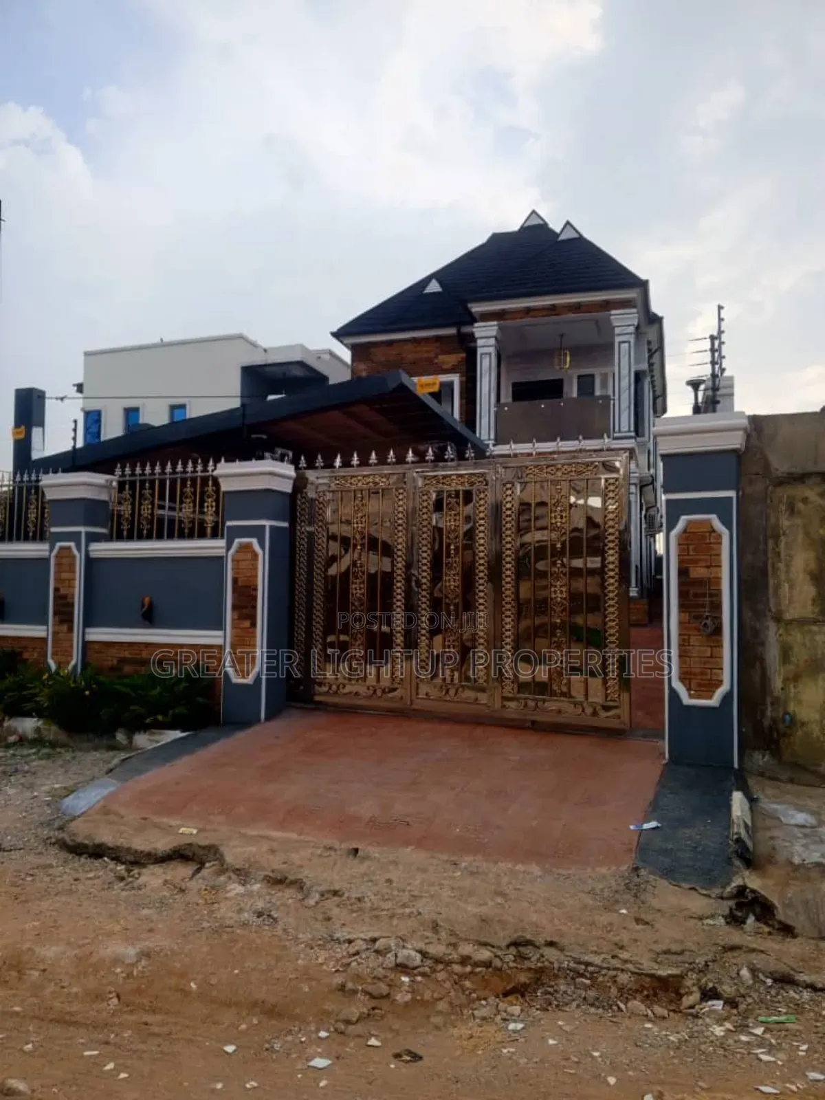Furnished 5bdrm Duplex in Gowon, Egbeda for sale