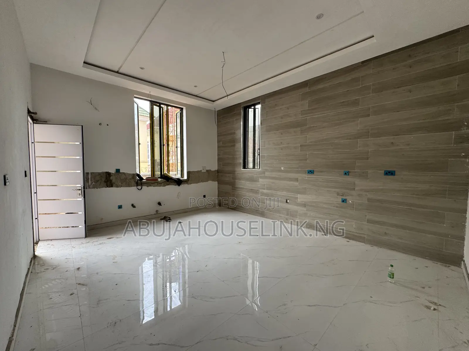 5bdrm Duplex in Apo Resettlement for sale
