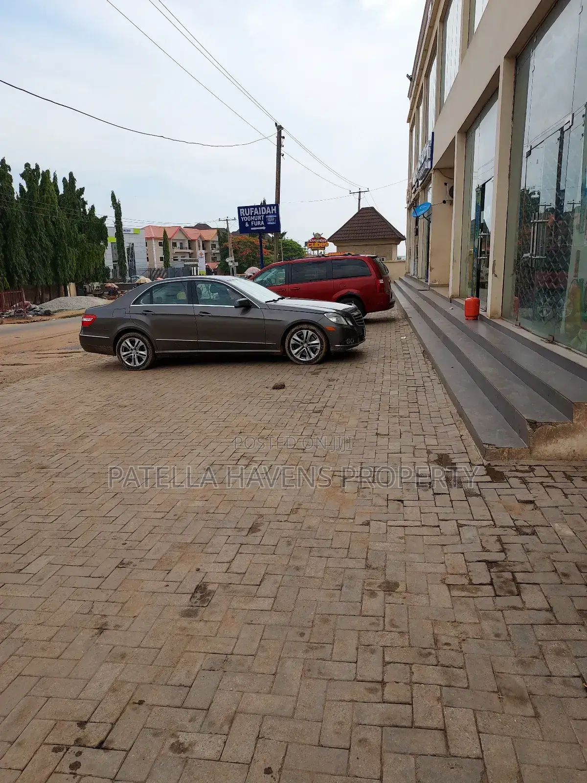 Massive Space to Let