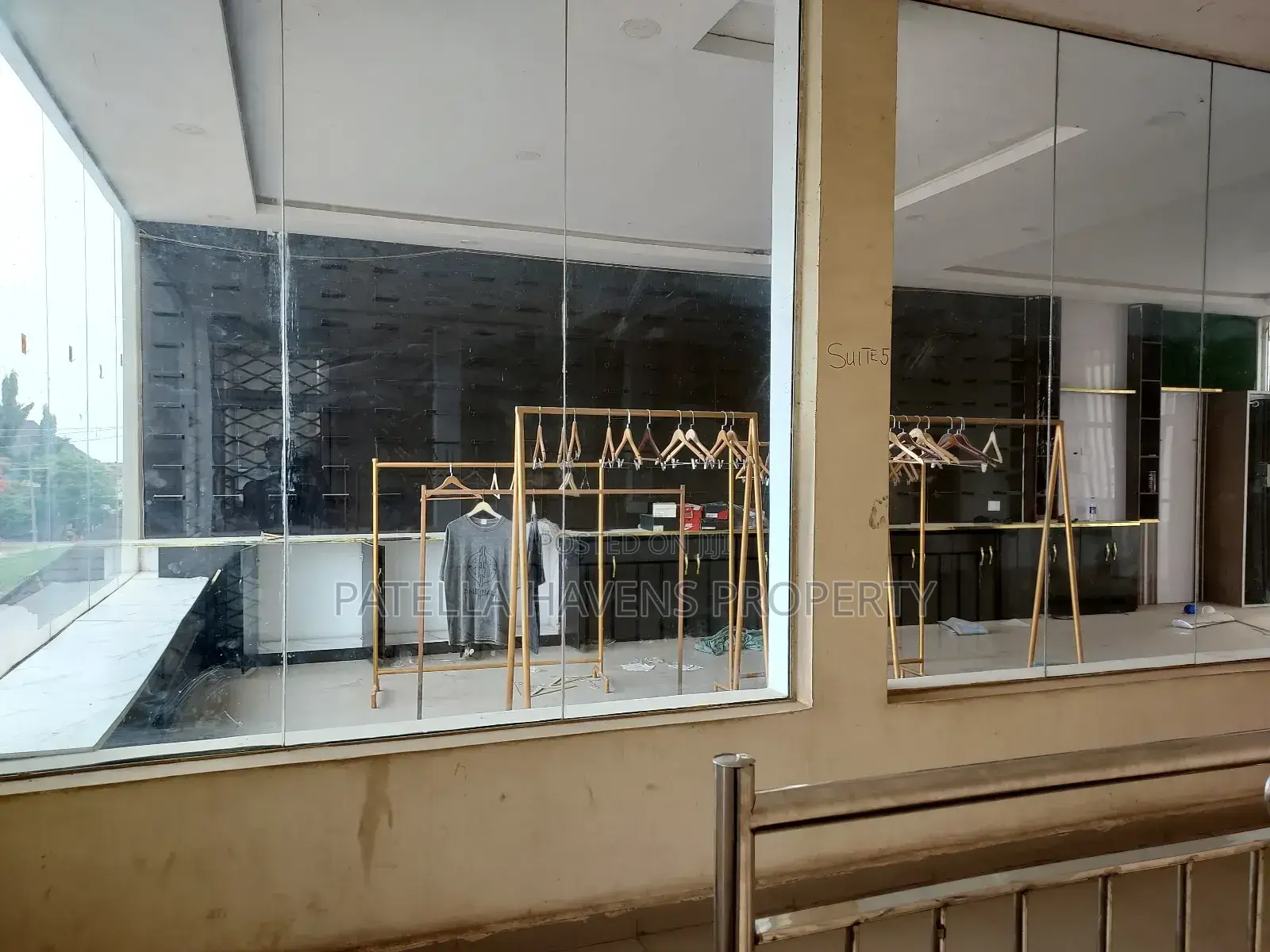 Massive Space to Let
