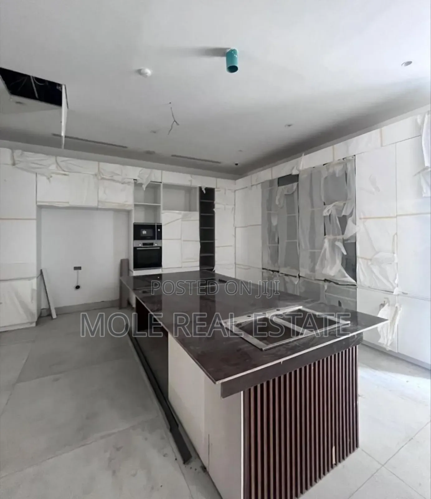 Furnished 7bdrm Duplex in Ikoyi for sale