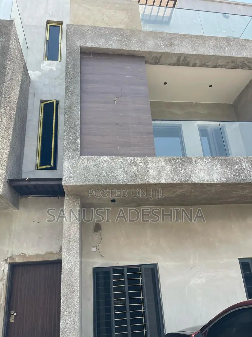 4bdrm Duplex in Gwarimpa Estate,Fct, Gwarinpa for sale