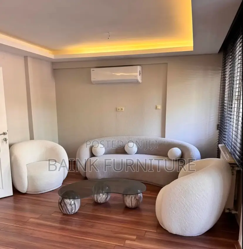 The Kings Sofa