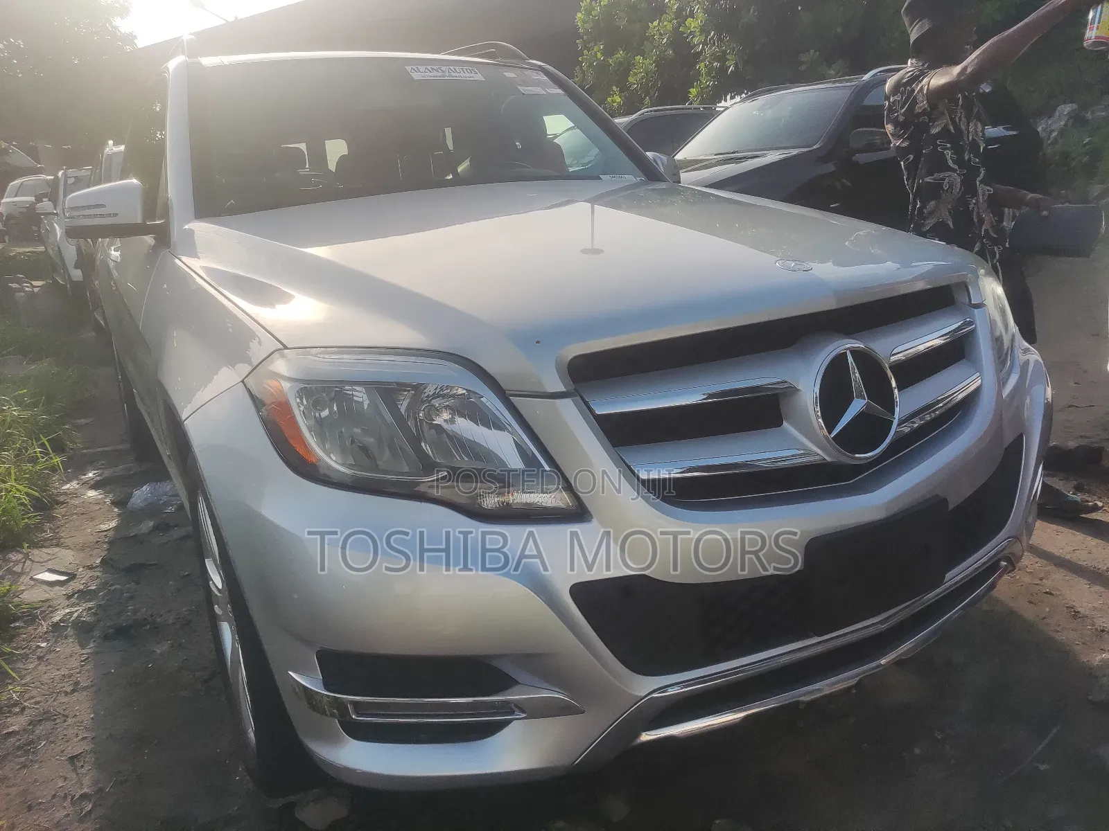 Mercedes-Benz GLK-Class Base GLK 350 4dr AWD 4MATIC (3.5L 6cyl 7A) 2015