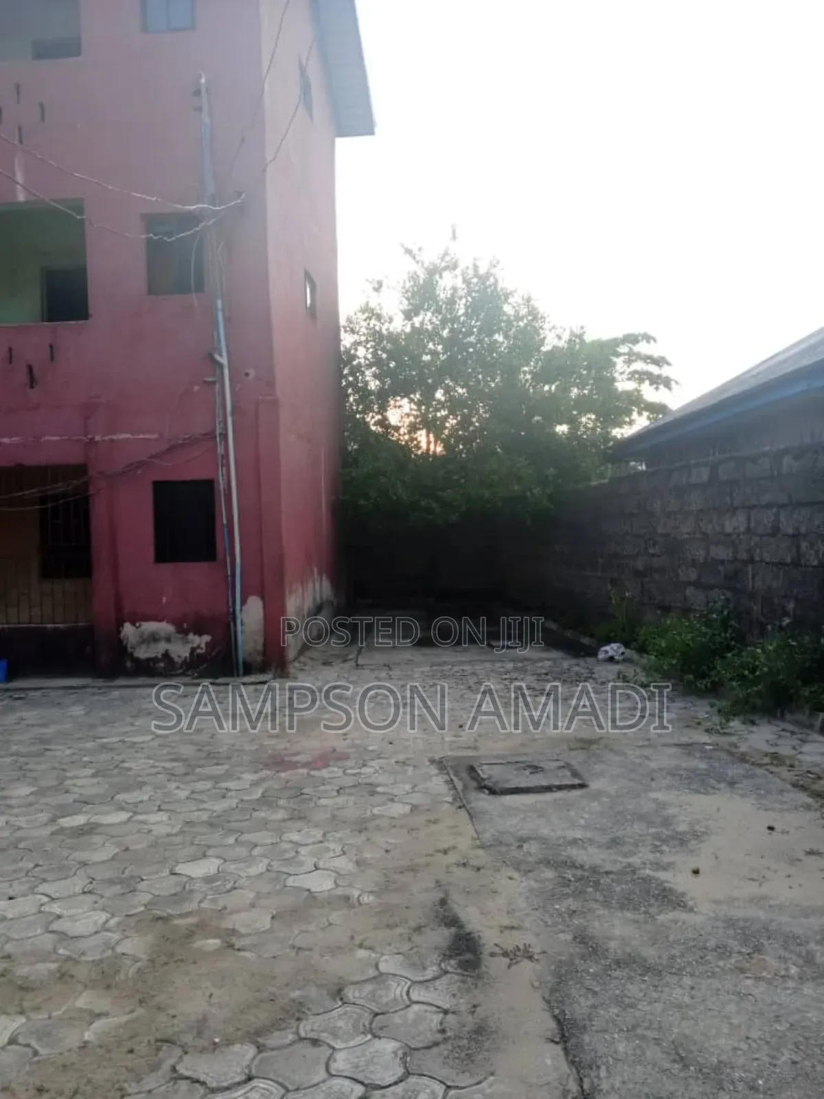 Furnished 12bdrm Block of Flats in Choba for sale