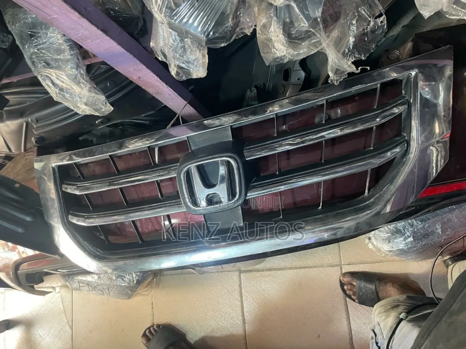 2013 Honda Accord Crosstour Front Grille American Spec