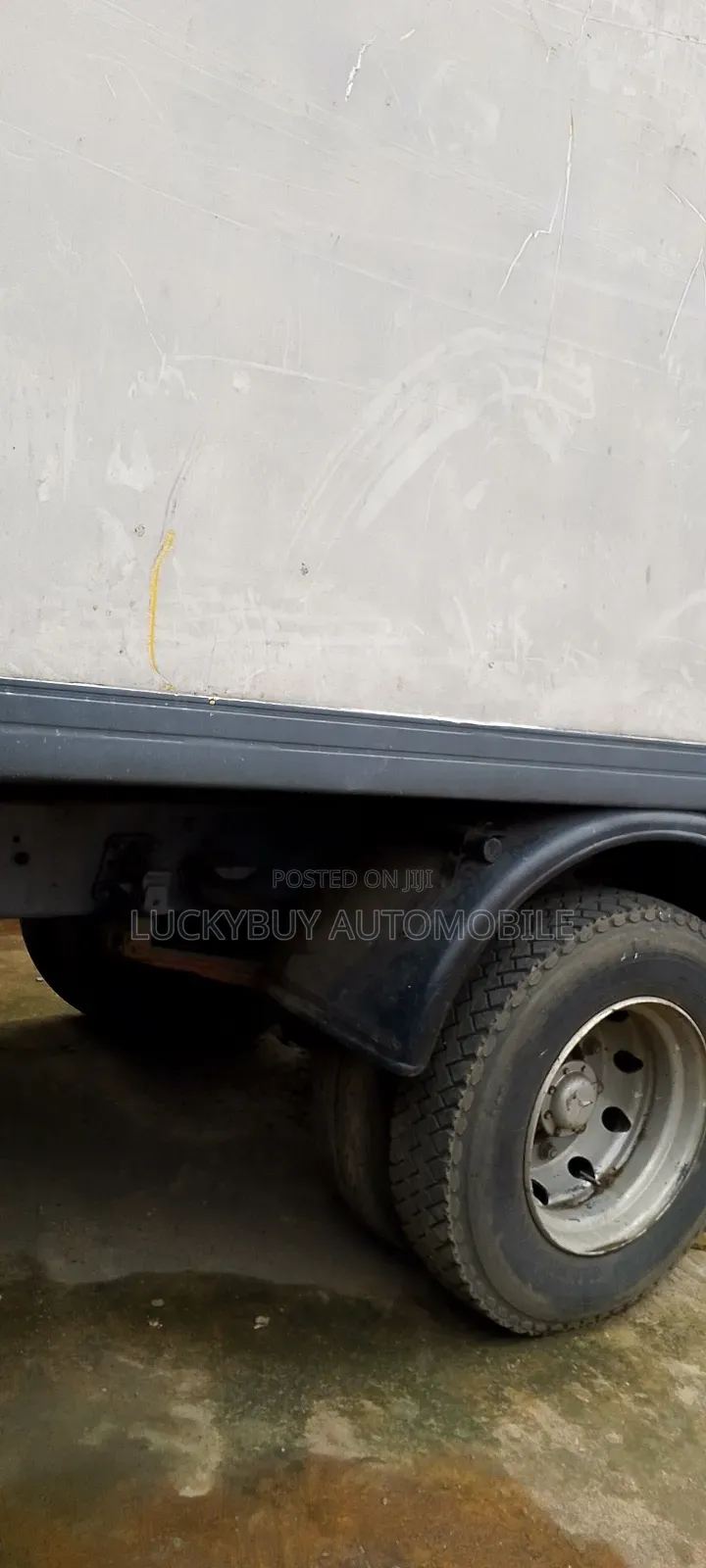 Mercedes Benz 1617 Container Body